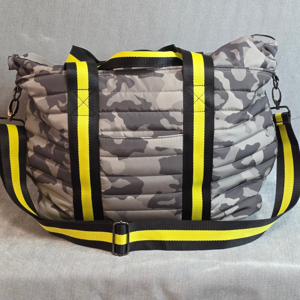 Think Royln Wingman Bag Large Grey Camo Neon Yellow Quilted Puffer Tote ‎ Travel